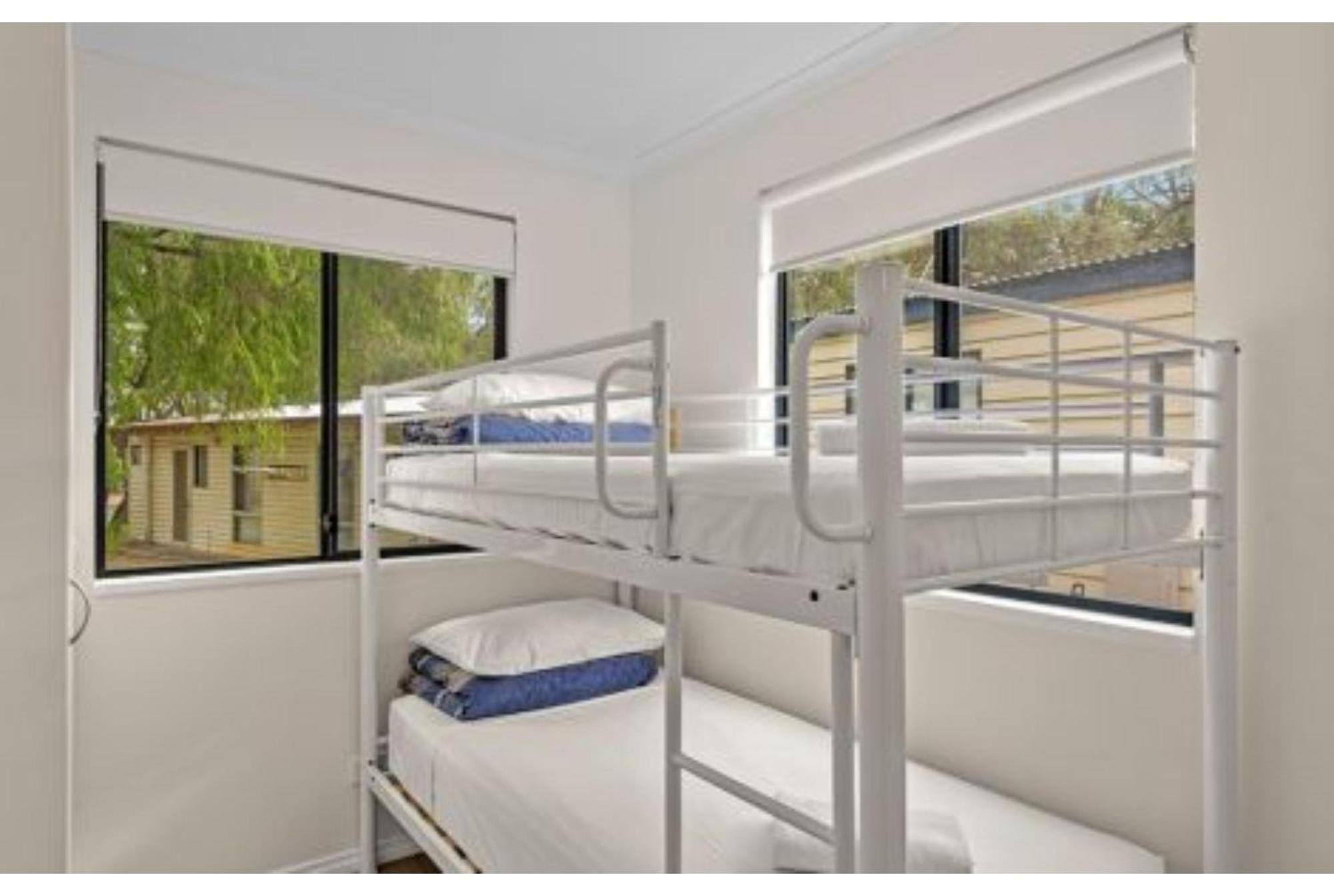 Discovery Parks - Busselton Room photo